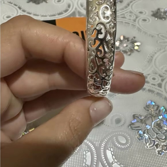 Sterling Silver open bangle bracelet for women - Picture 3 of 8